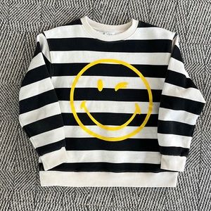 Zara Smiley World Sweatshirt Like New - Size 10